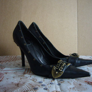 Christian Dior Black Leather Pointed Toe Stiletto Pump Brass Hardware - 39
